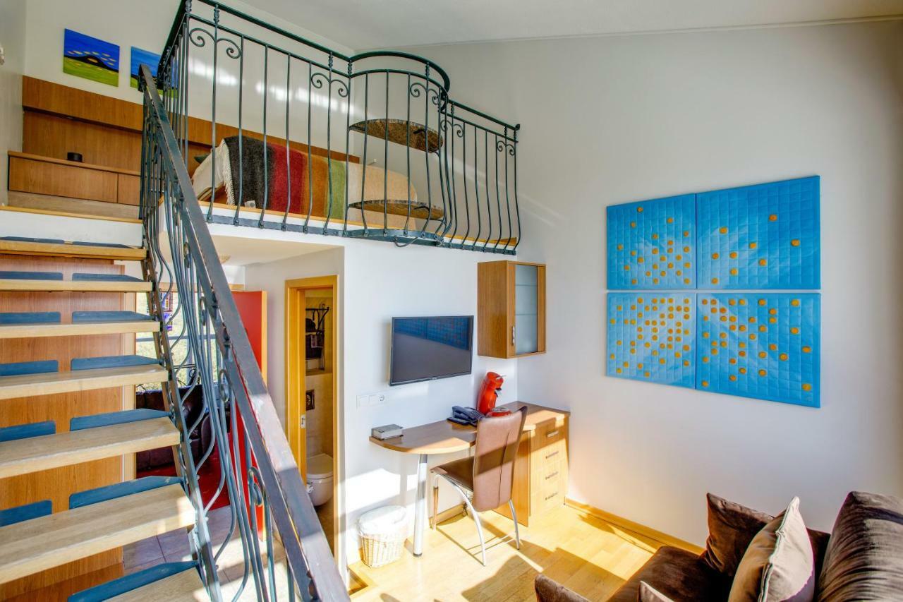 Glymur Hotel Hvalfjörður